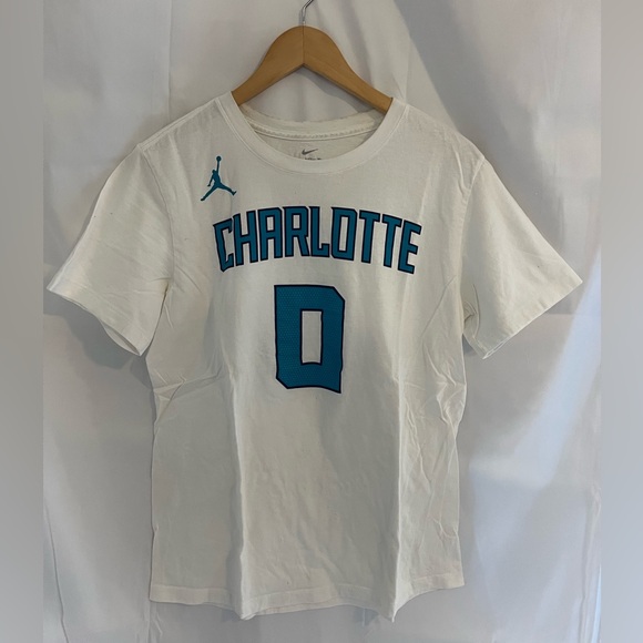 Nike Other - Charlotte Hornets Jersey T-Shirt